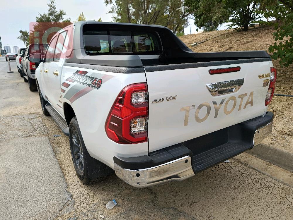 Toyota Hilux